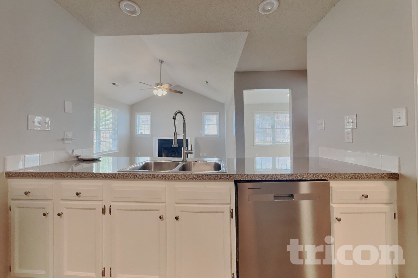 Building Photo - 2112 Saponi Village Ct