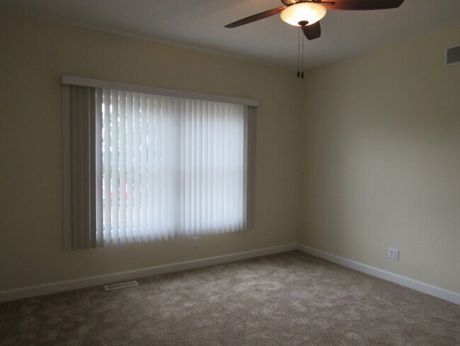 Building Photo - 4007 Creek Hill Dr