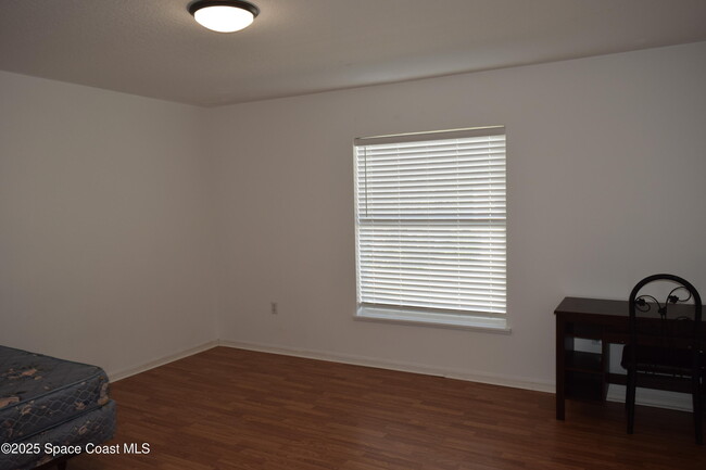 Building Photo - 501 Tortuga Way