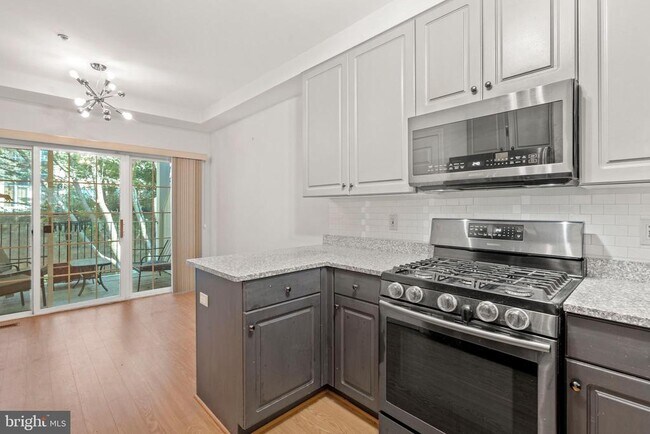 Building Photo - 1530 Northern Neck Dr