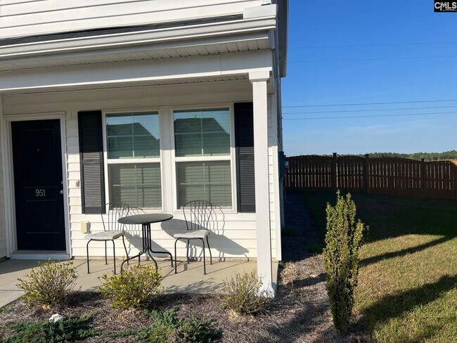 Building Photo - 951 S Desert Orch Ln