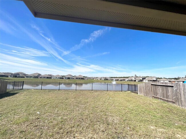 Building Photo - 14633 E Pine Heart Dr