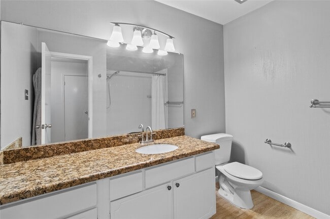 Building Photo - 12997 Trail Hollow Dr