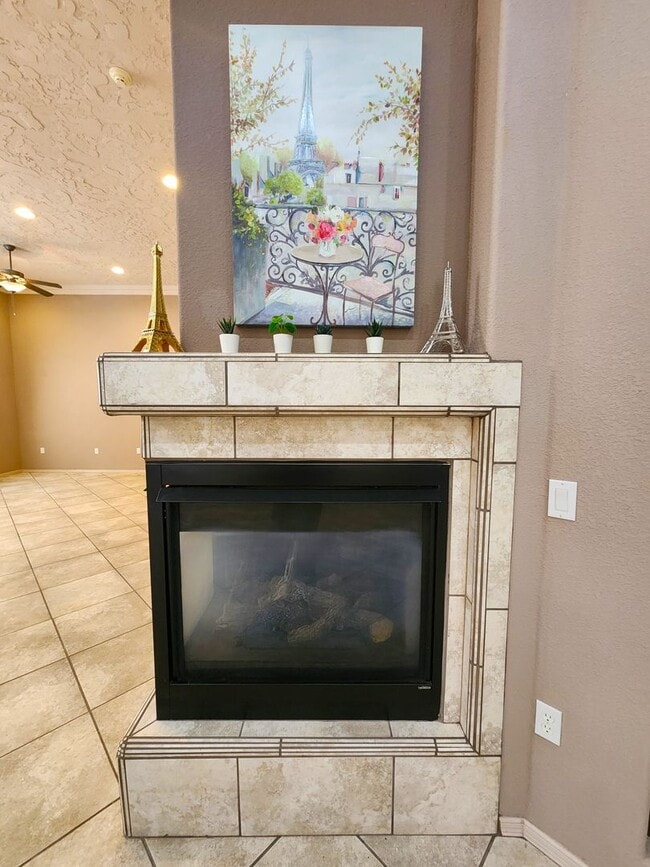Building Photo - 3635 Arroyo Verde St