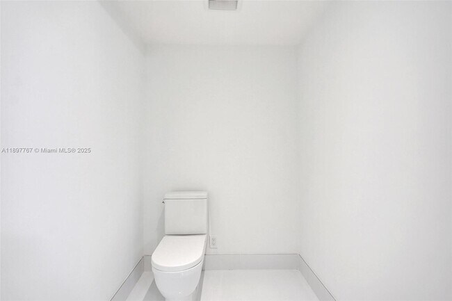 Building Photo - 330 Sunny Isles Blvd