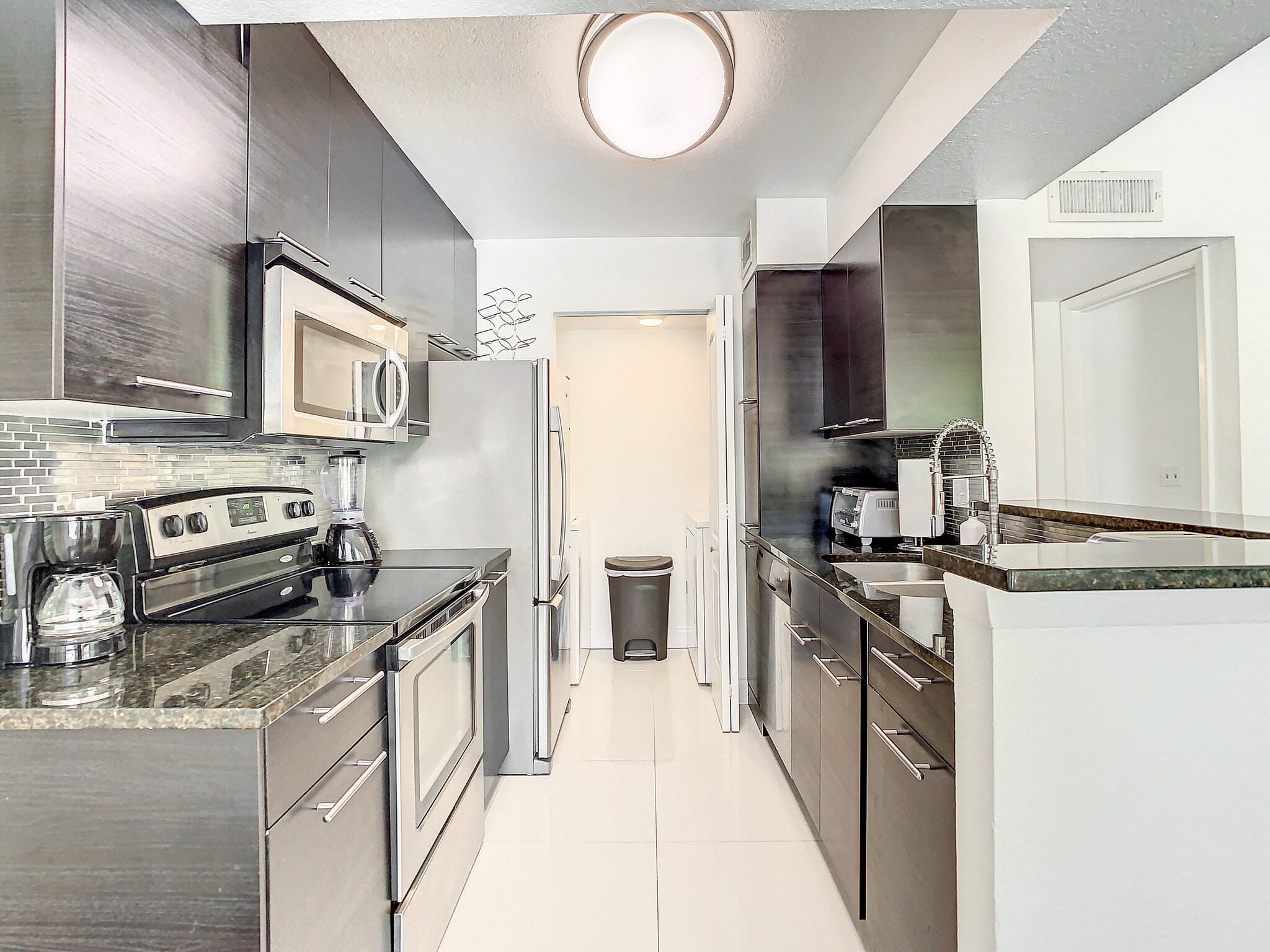 Fully Equipped Kitchen - 11532 Westwood Blvd