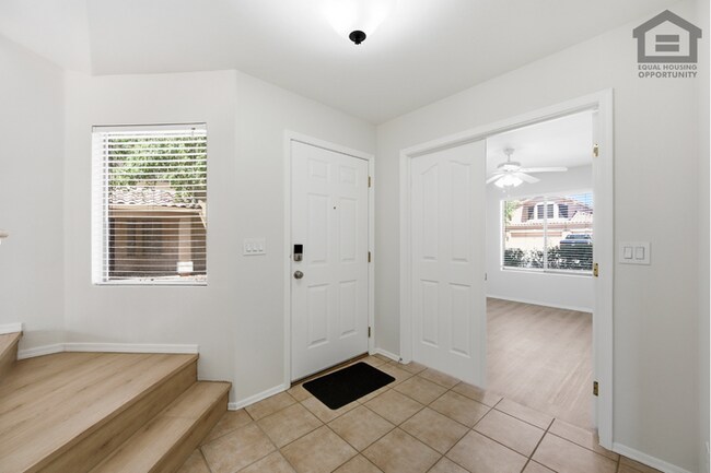Building Photo - 4Bed + OFFICE + LOFT in Peoria! Ready for Immediate Move-In! -- FULLY REMODELED!