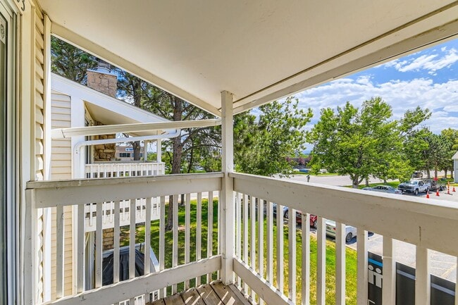 Building Photo - Application fee waived! Sleek 1 bedroom wi...