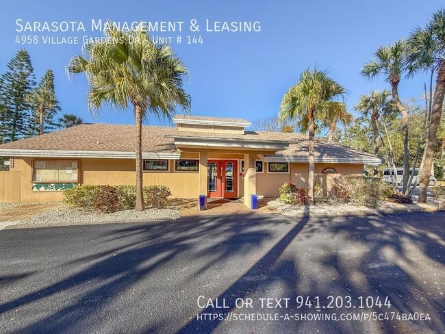 Building Photo - 4958 Village Garden Dr