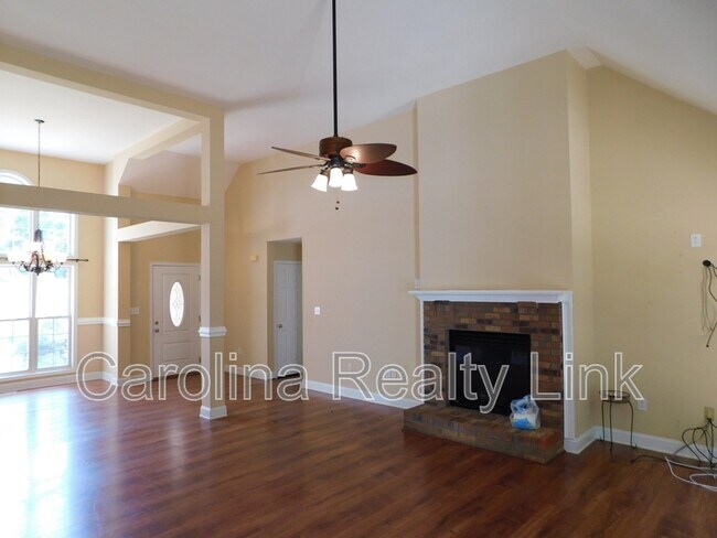 Building Photo - 235 Harbor Landing Dr