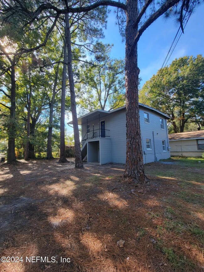 Building Photo - 3018 Pearce St