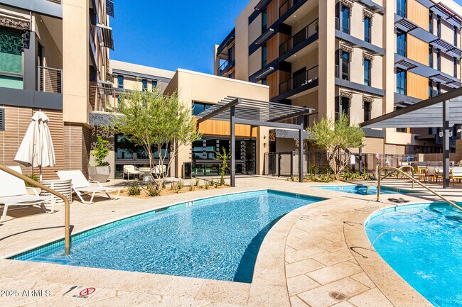 Building Photo - 19355 N 73rd Way