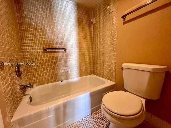 Building Photo - 3300 Spanish Moss Terrace