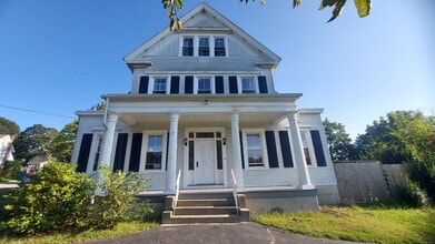 Building Photo - 15 Broad St