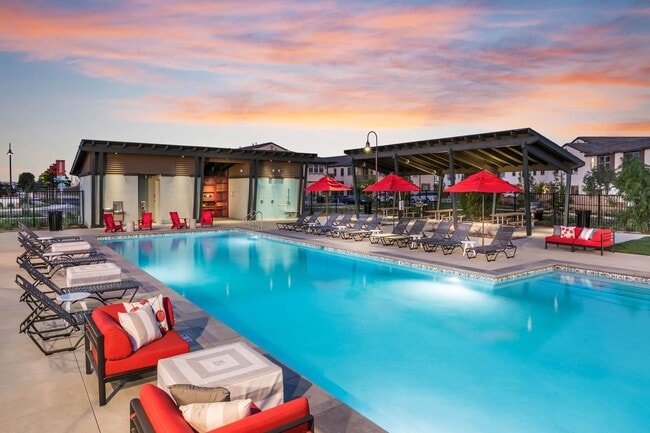 Building Photo - 3257 E Wild Horse Privado