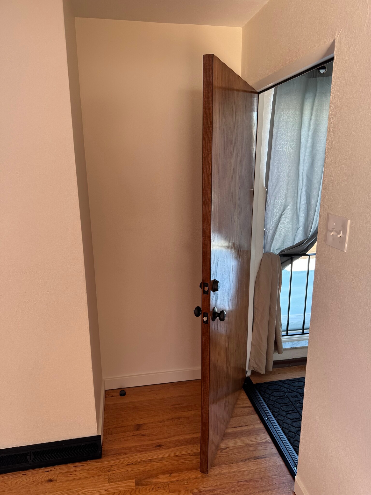 front entry - 3948 Brittany Cir