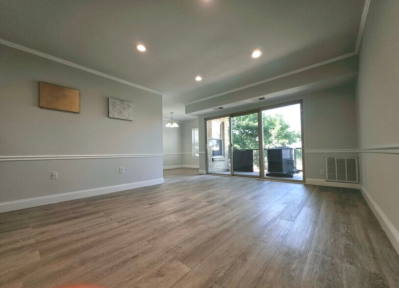 Building Photo - 3851 Saint Barnabas Rd