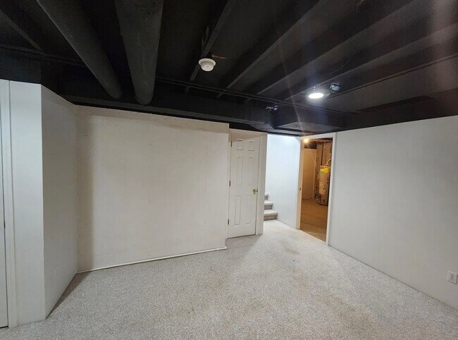 Building Photo - 4200 Blue Teal Pl