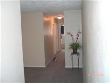  - 414 W Elizabeth St