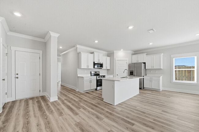 Building Photo - 1085 Hayward Lp