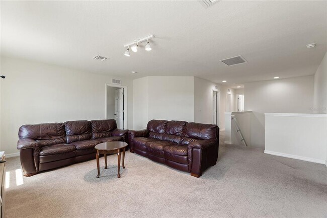 Building Photo - 17244 Goldcrest Loop