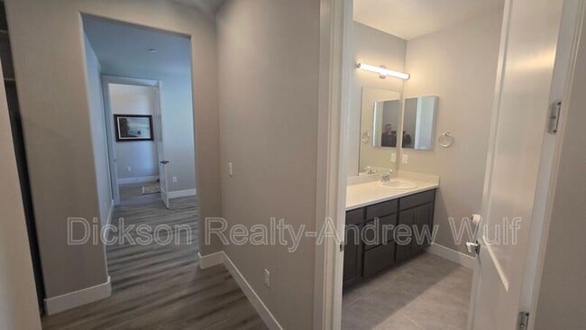 Building Photo - 3152 Orrizonte Ter