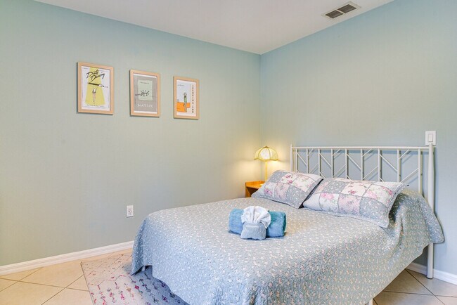 Building Photo - 7100 6th Ave N