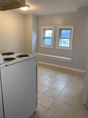 Building Photo - 35 Broadsound Ave