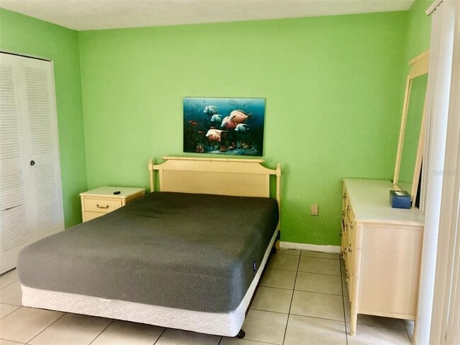 Building Photo - 4504 3rd St Cir W