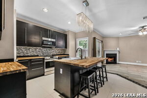 Building Photo - 9323 Bowen Dr