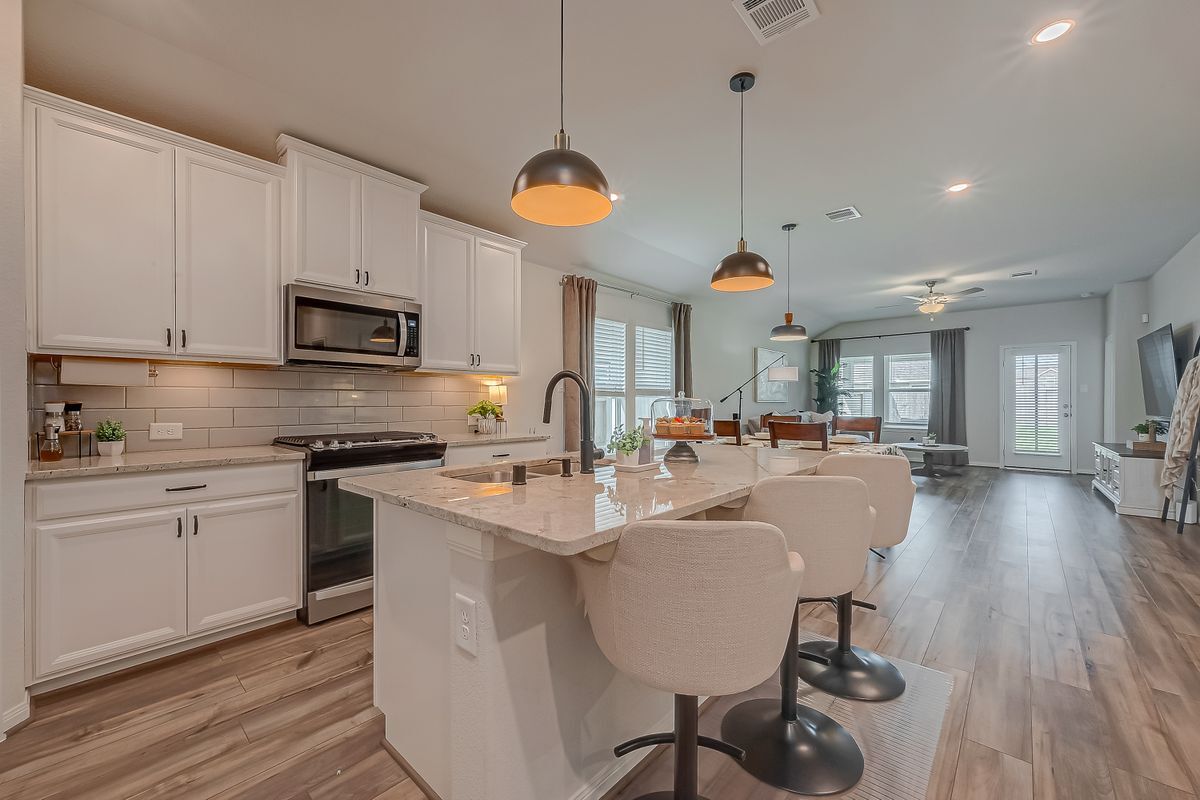 Building Photo - 2114 Cherryvale Dr