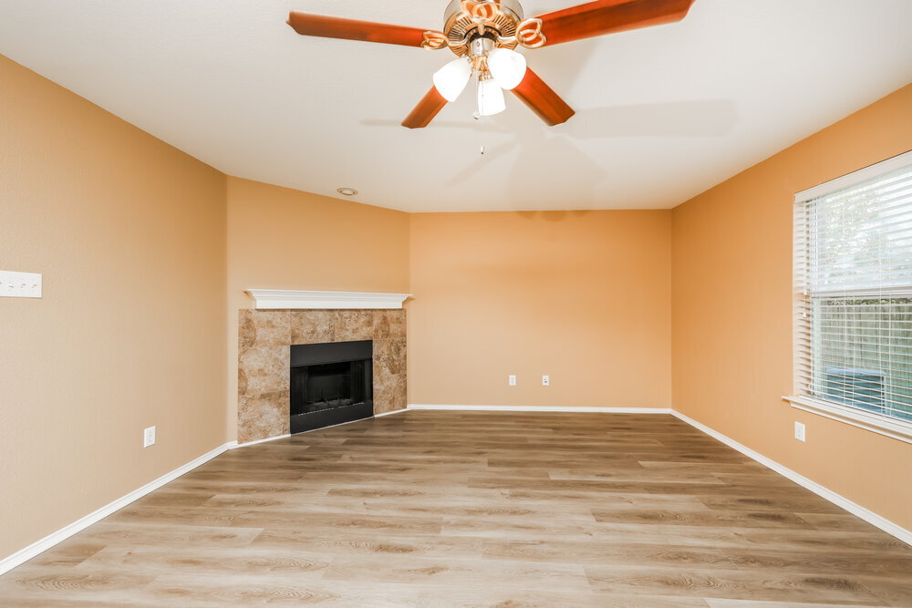 Building Photo - 2405 Becard Dr