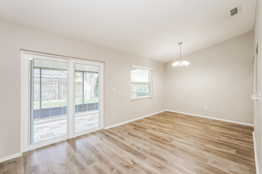 Building Photo - 914 Axlewood Cir