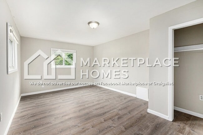 Building Photo - 16258 Semrau Ave