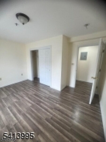 Building Photo - 620 1st Ave