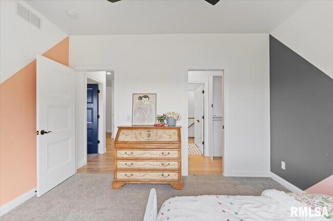 Building Photo - 6817 Timber Ct