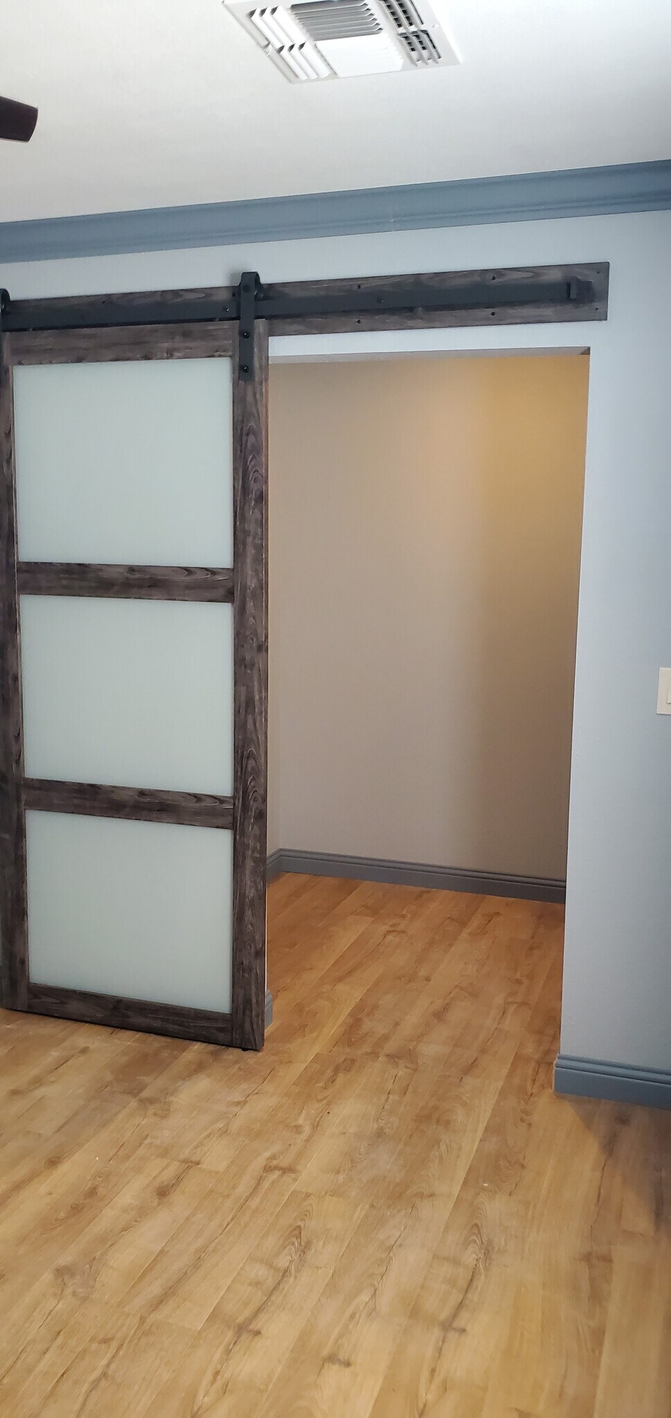 Walk- in or roll-in large closet meets ADA - 522 Soechting