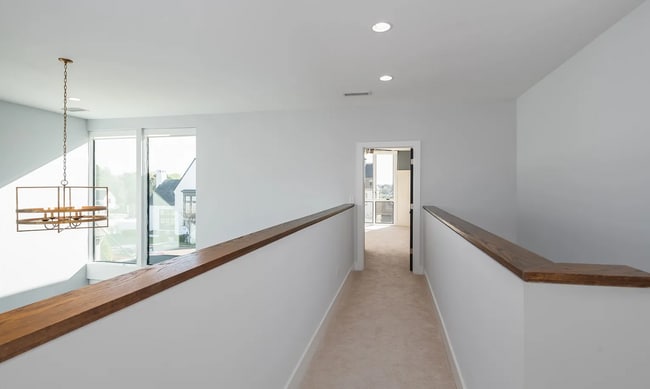 Building Photo - 7092 Fain Park Dr