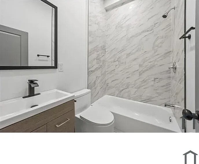 Building Photo - 1237 N 60th St