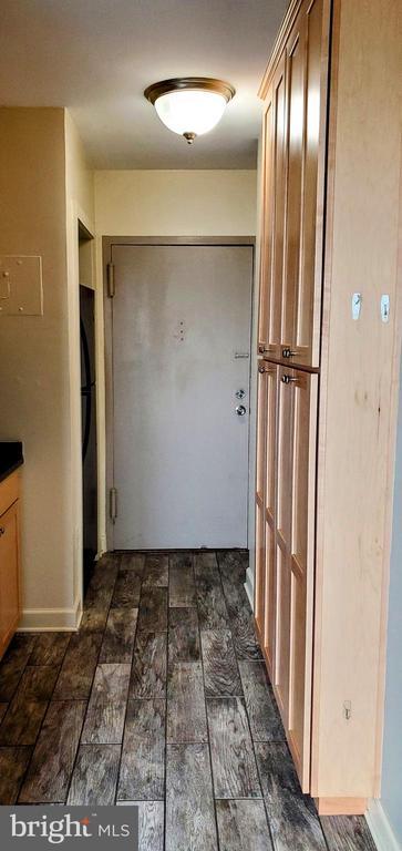 Building Photo - 1011 Arlington Blvd