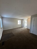 Building Photo - 134 Orth Dr