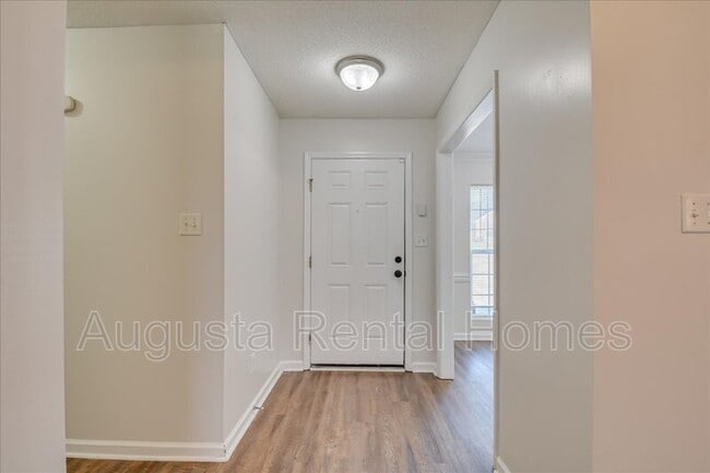 Building Photo - 4657 Crested Butte Rd