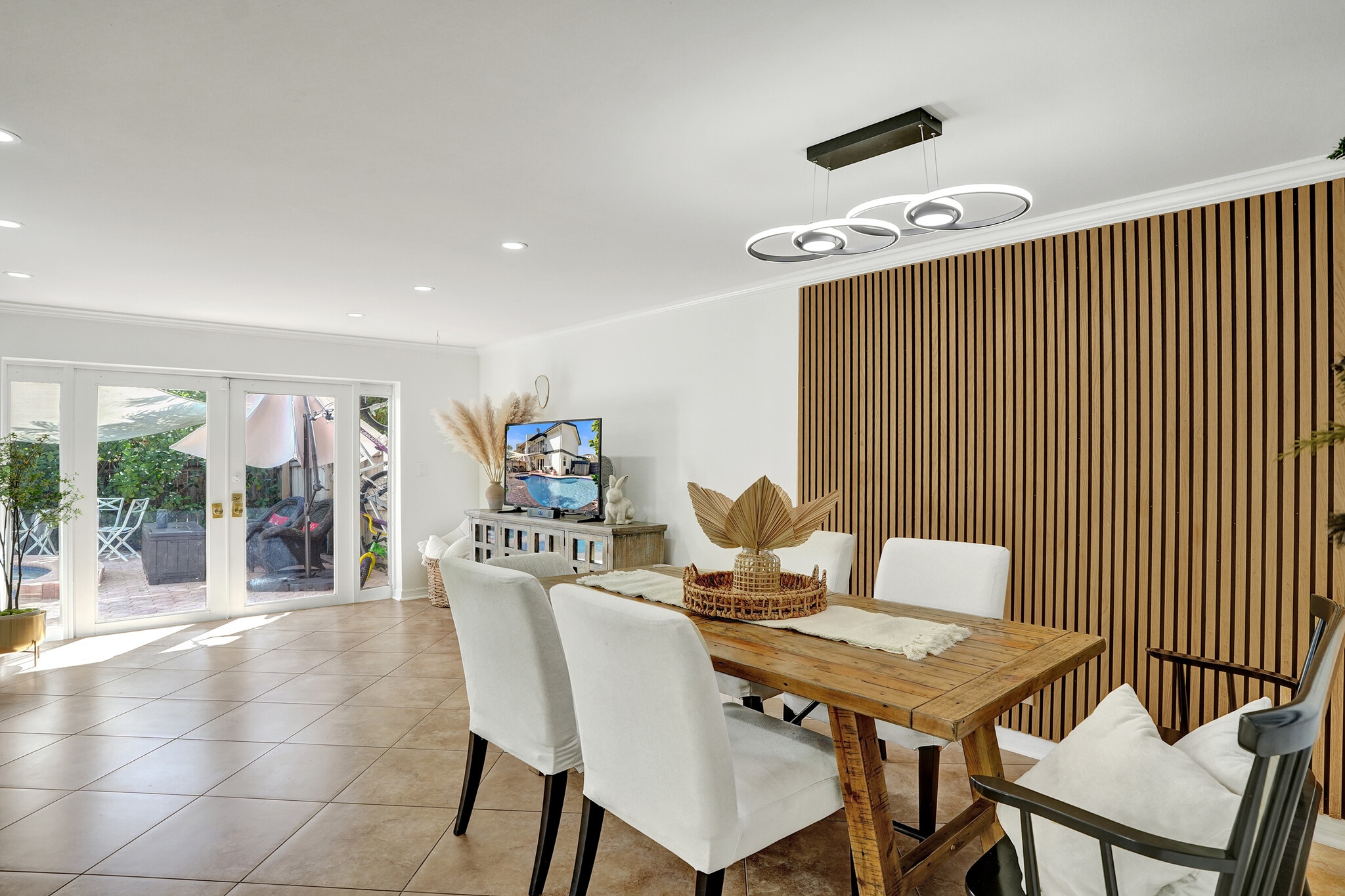 Building Photo - 1844 NE 26th Ave