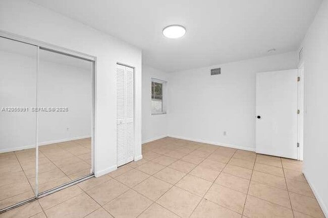Building Photo - 573 NE 82nd St