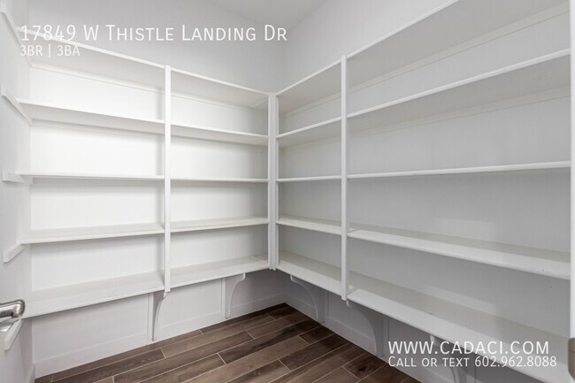Building Photo - 17849 W Thistle Landing Dr