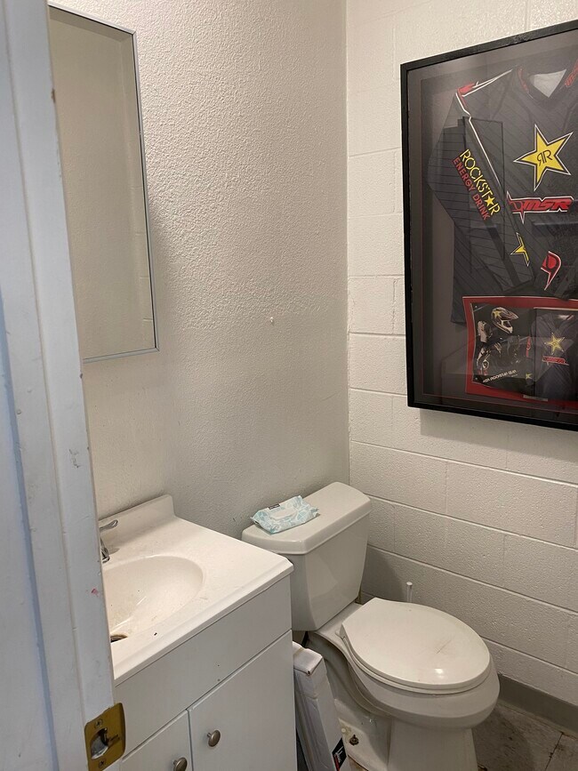 Building Photo - 120 N Pacific St