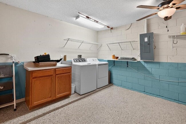 Building Photo - 419 Buckingham Cir