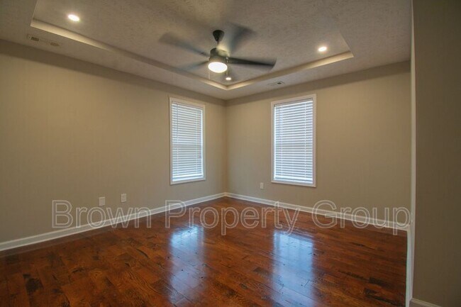 Building Photo - 3685 Pioneer Dr