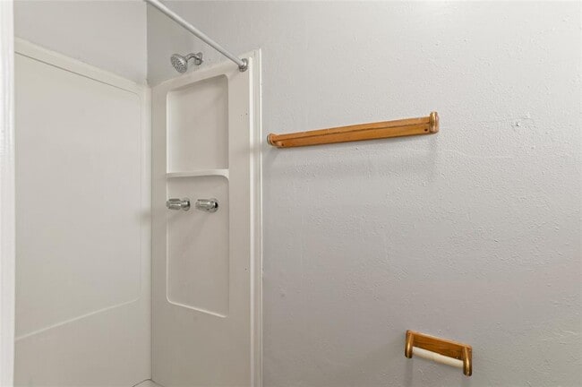Building Photo - 10306 King Ranch Ln