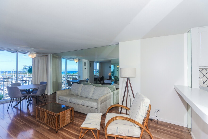 Building Photo - 1765 Ala Moana Blvd